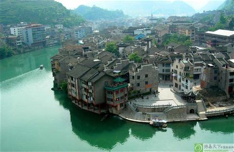 鎮(zhèn)遠(yuǎn)天氣預(yù)報(bào)10天查詢