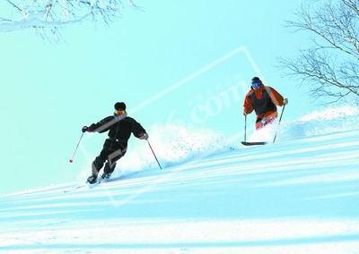 新鄉(xiāng)輝縣萬(wàn)仙山郭亮滑雪場(chǎng)天氣