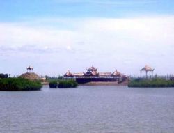 巴彥淖爾鏡湖生態(tài)旅游區(qū)天氣